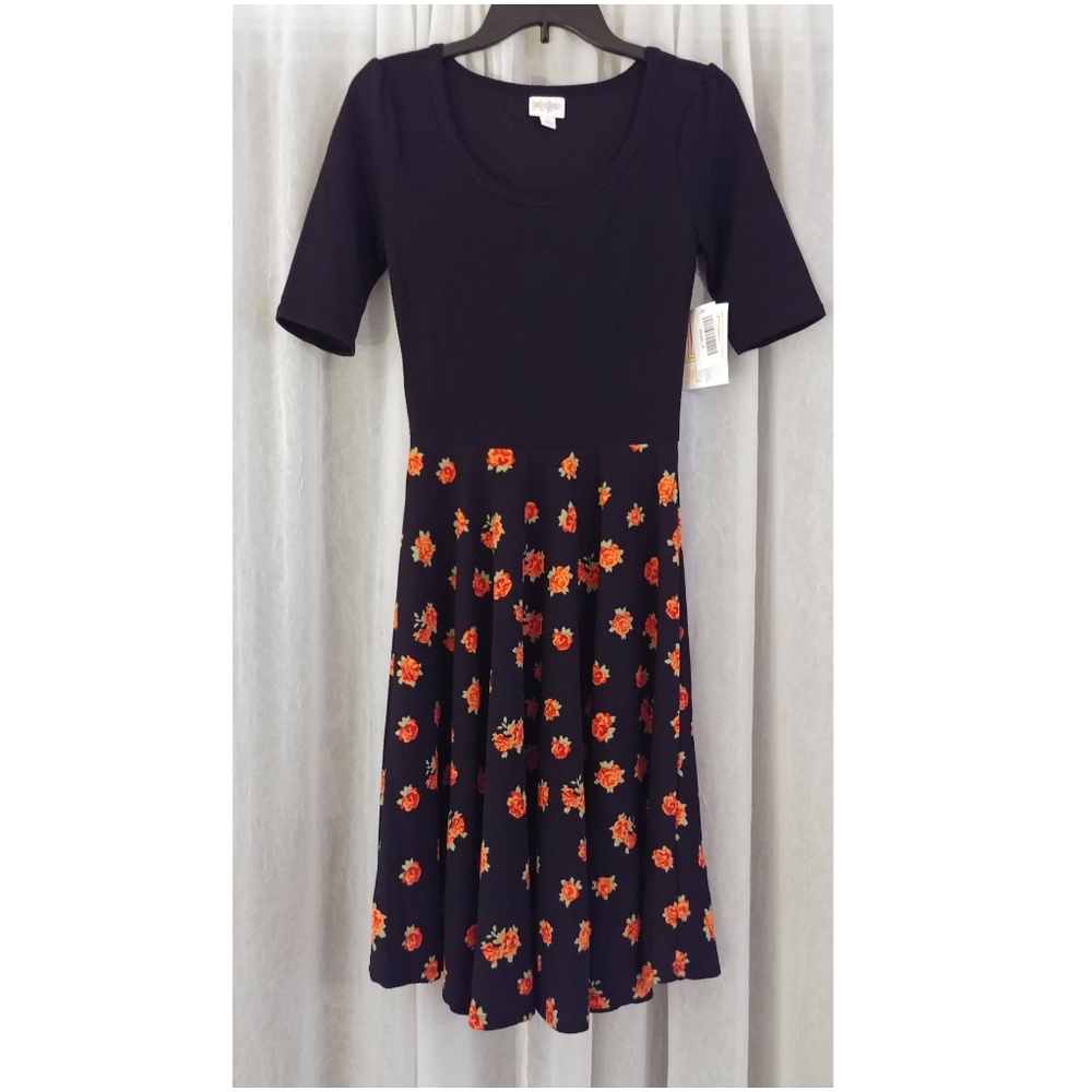 NWT S LuLaRoe Nicole